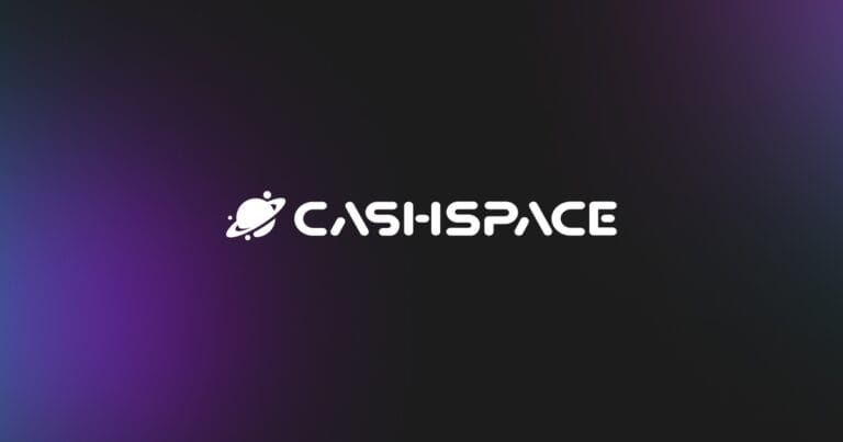Filipino user comparing fast online loan offers on the Cashspace.ph website